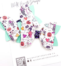 Load image into Gallery viewer, Ghoul Gang Scalloped Bri Bow
