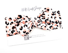 Load image into Gallery viewer, Pink Leopard Print Bella Headwrap