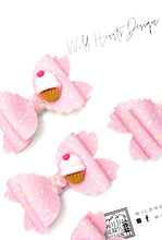 Load image into Gallery viewer, Sweet Treat Bella Bow