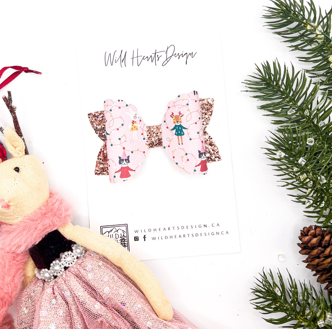 Reindeer Games Scalloped Bow