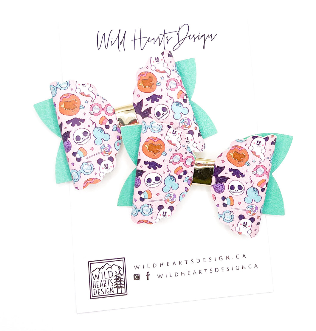 Spooky Crew Scalloped Bri Bow