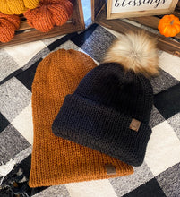 Load image into Gallery viewer, Lakeside Beanie