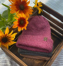 Load image into Gallery viewer, Lakeside Beanie