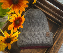 Load image into Gallery viewer, Lakeside Beanie